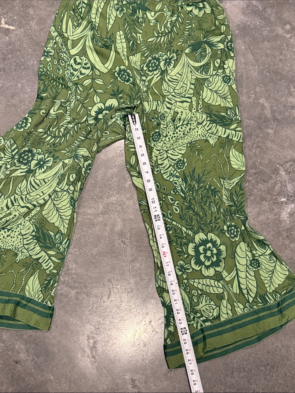 Farm rio deep Green Floral Jungle tiger Print Wide-Leg Bottoms - Picture 5 of 11